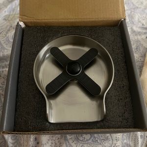 New, in box HGN Metal Faucet Glass Rinser for Kitchen Sinks,Bottle Washer